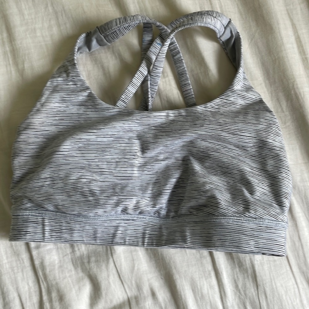 lululemon energy bra size 4